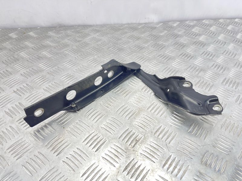 Петля капота 4G8823302E Audi A6