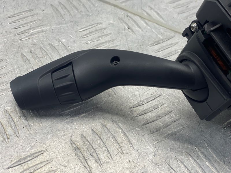 Підрульовий перемикач DG9T17A553BFW Ford Fusion