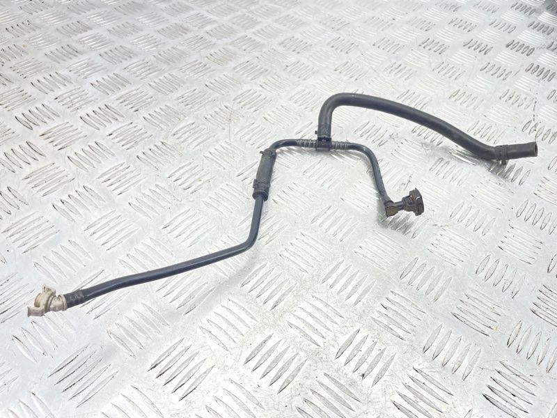 Трубка вентиляційна 4G0121081EP Audi A6
