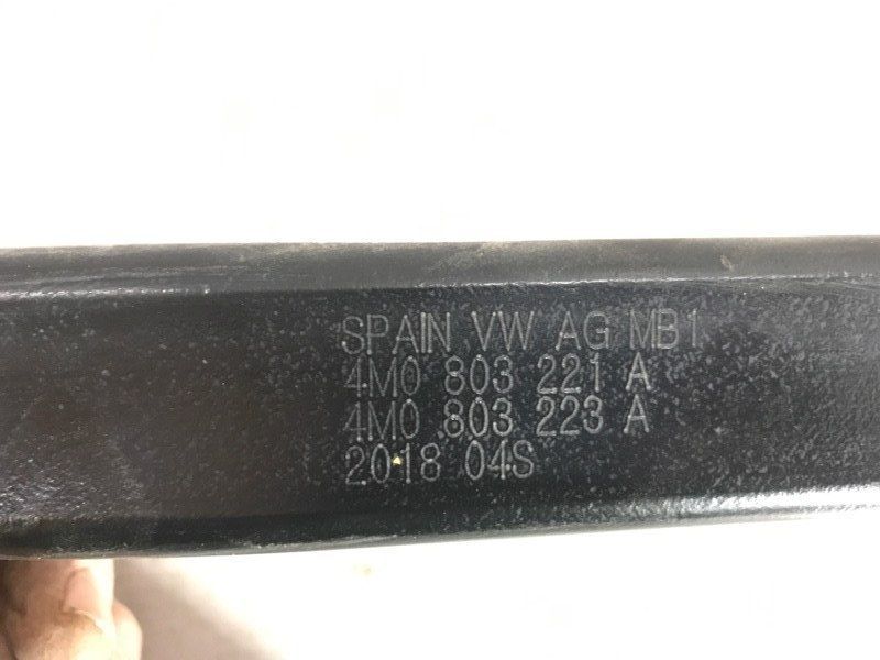 Поперечная балка усилителя 4M0803221A Audi Q7