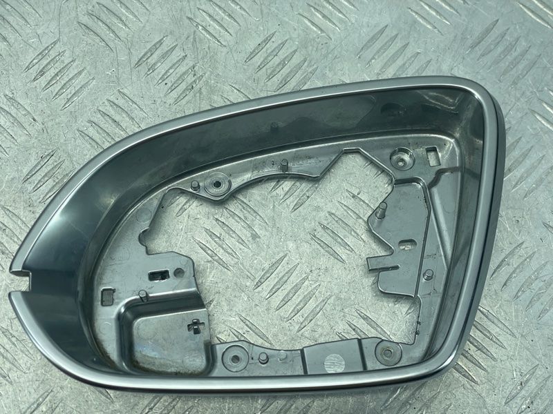 Рамка наружного зеркала 4H0857239C3Q7 Audi S8