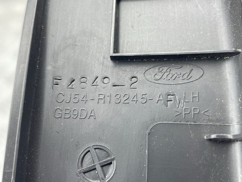 Накладка порога cj54r13245afw Ford Escape