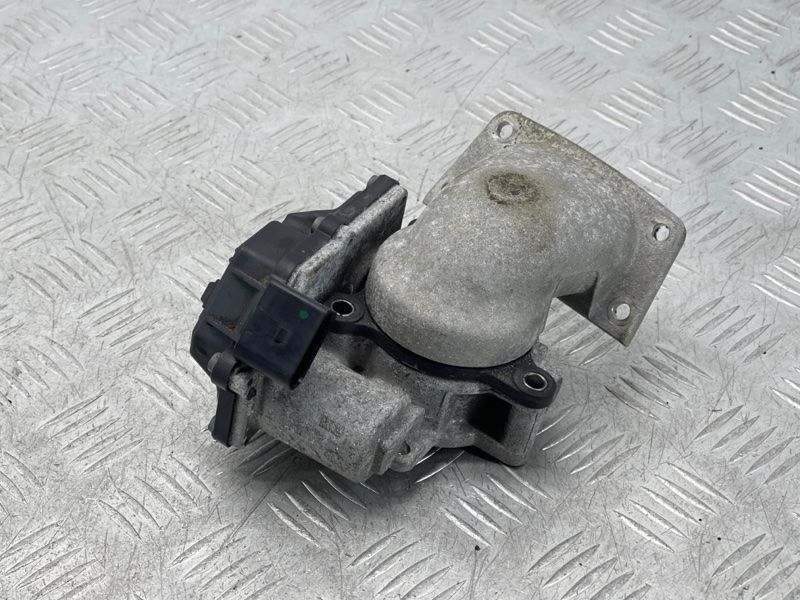 Дросельна заслінка 057128063G Audi A7