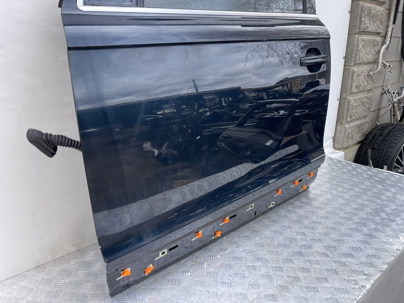 Дверь 4L0831051A Audi Q7