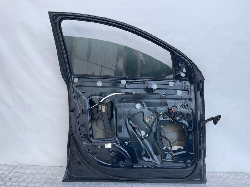 Дверь 4L0831051A Audi Q7