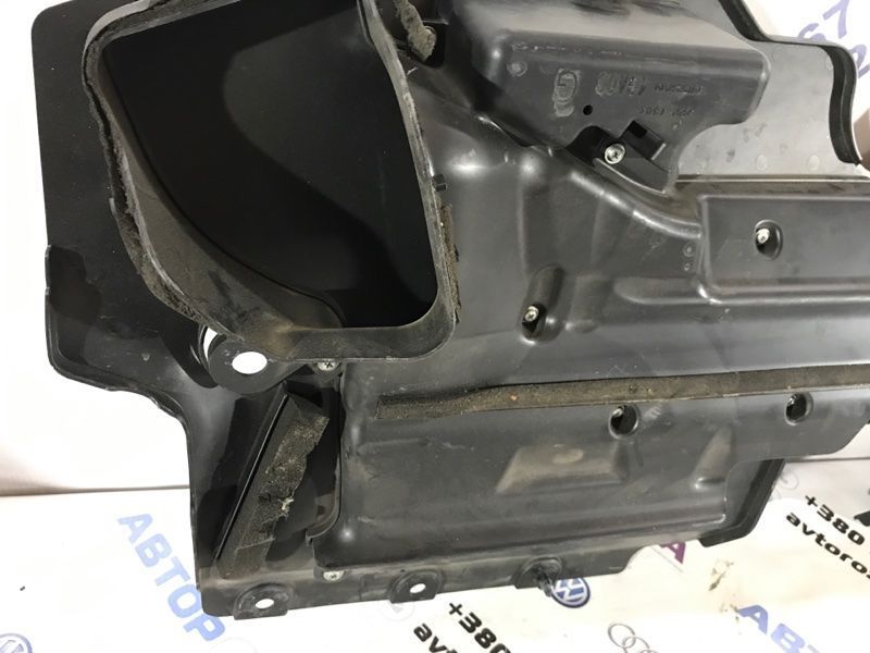 Накладка повітропроводу радіатора 165544GA0A Infiniti Q50