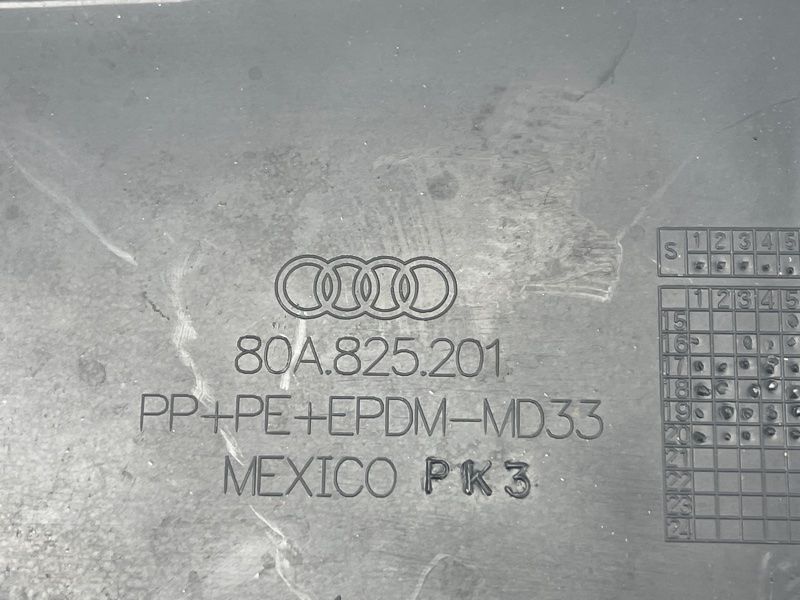 Облицювання днища переднє ліве 80A825201 Audi Q5 Audi Q5, Audi Q5 Sportback, Audi SQ5, Audi SQ5 Sportback