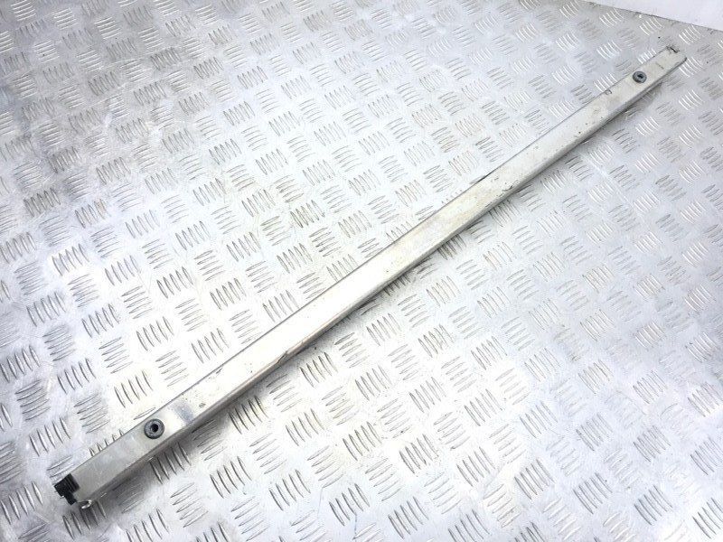Кронштейн 4M0802507D Audi Q7