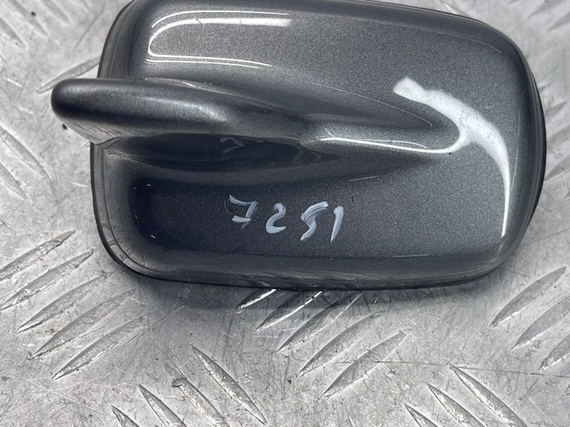 Антена на дах 4M0035503C Audi Q7 Audi Q5 PHEV, Audi A4, Audi A4 Allroad, Audi A5, Audi A5 Sportback, Audi Q3, Audi Q5, Audi Q7, Audi RS5, Audi RS5 Sportback, Audi S4, Audi S5, Audi S5 Sportback, Audi SQ5