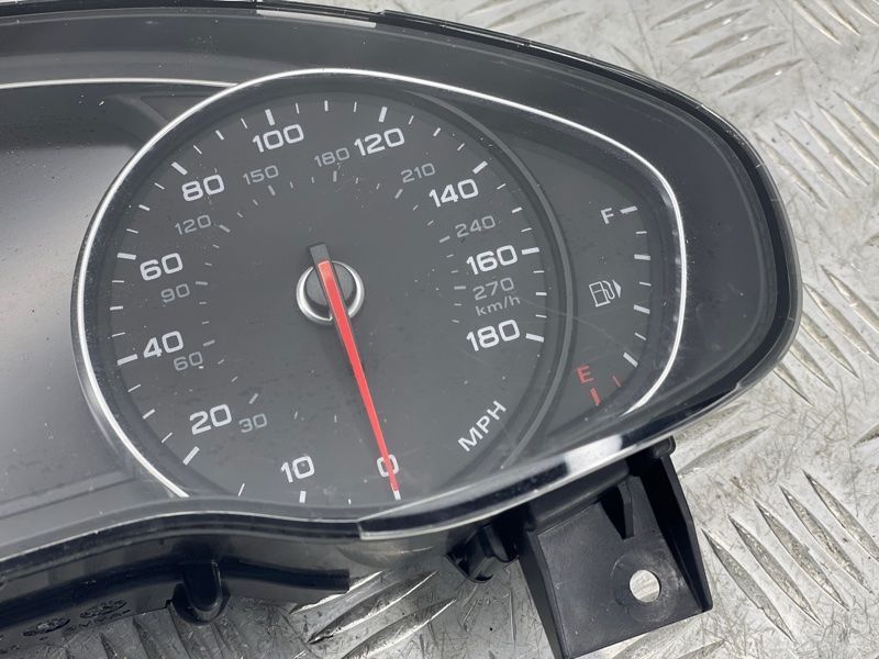 Комбінація приладів 4H0920980M Audi A8