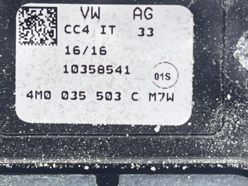 Антена на дах 4M0035503C Audi Q7 Audi Q5 PHEV, Audi A4, Audi A4 Allroad, Audi A5, Audi A5 Sportback, Audi Q3, Audi Q5, Audi Q7, Audi RS5, Audi RS5 Sportback, Audi S4, Audi S5, Audi S5 Sportback, Audi SQ5