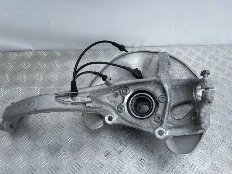 Поворотний кулак / цапфа 4G0407241D Audi A6