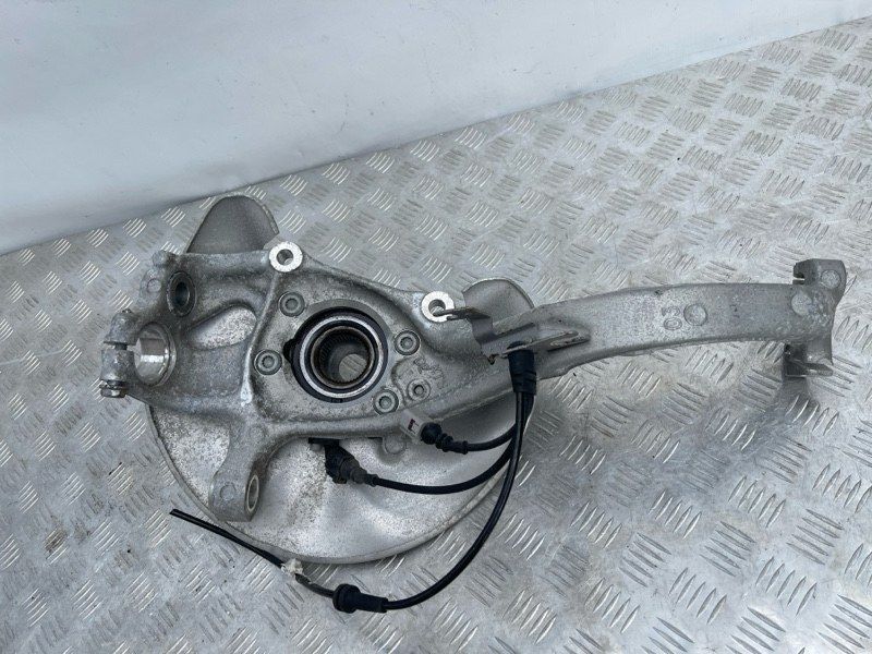 Поворотний кулак / цапфа 4G0407241D Audi A6