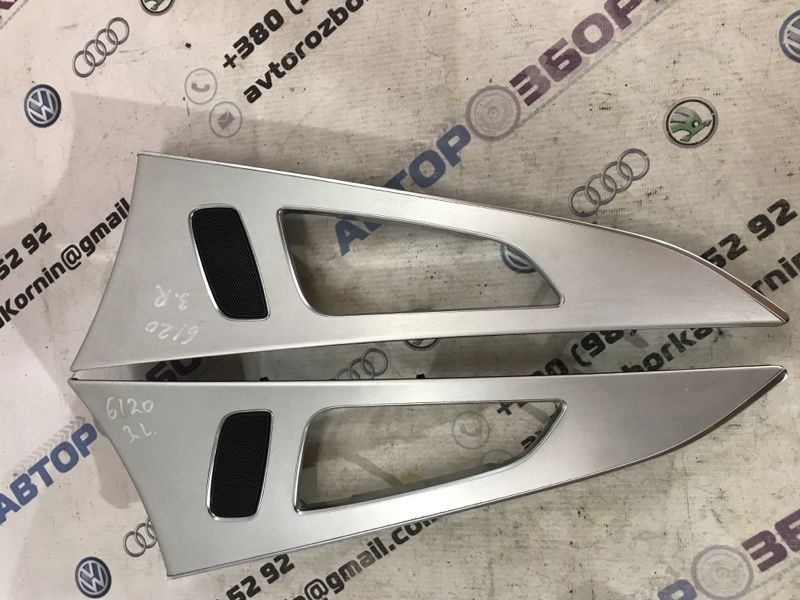 Накладка дверей 4G0867409 Audi A6