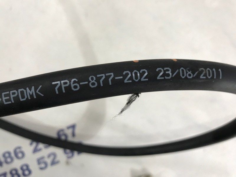 Трубка дренажна 7P6877202 Volkswagen Touareg