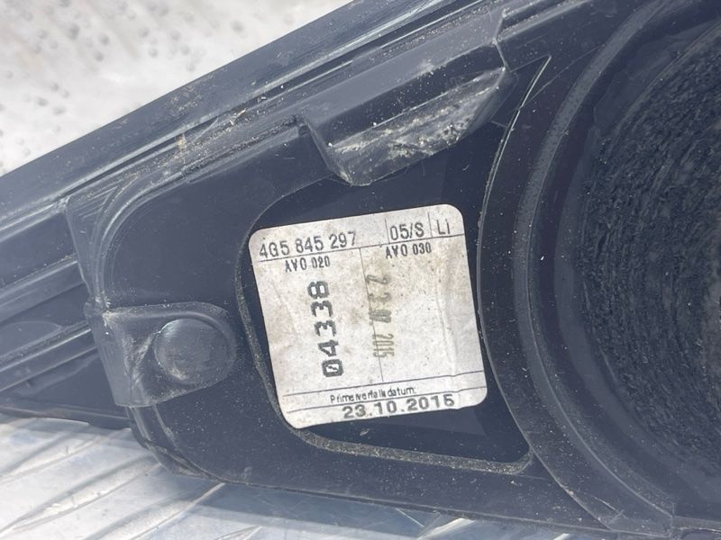 Стекло боковое заднее 4G5845297NVB Audi A6