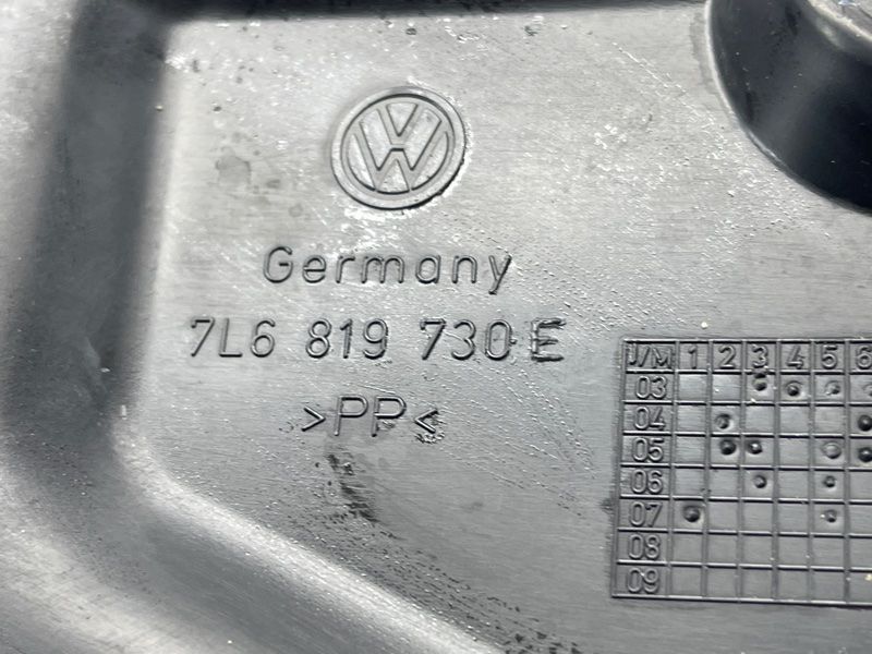 Накладка Volkswagen Touareg