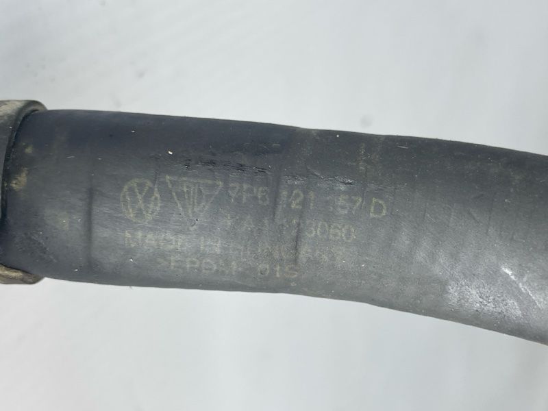 Шланг системи охолодження 7P6121157D Volkswagen Touareg