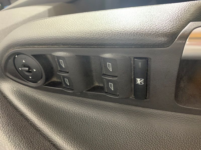Карта / Обшивка двери Cj54s23943 Ford Escape