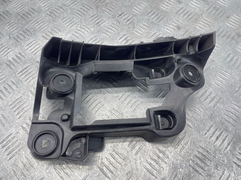Направляюча заднього бампера ліва 3C8807393D Volkswagen CC Volkswagen CC