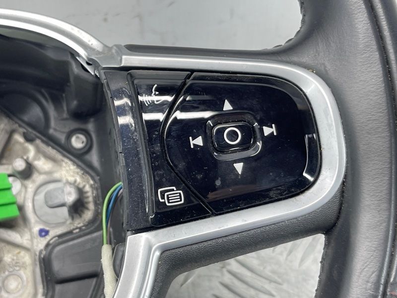 Кермо Volvo XC90