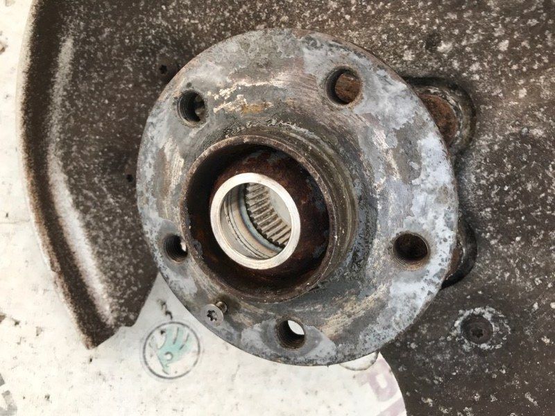 Поворотный кулак / Цапфа 8R0505431F Audi A7