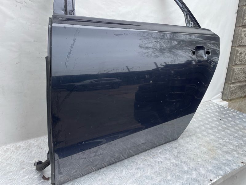 Двері 4H4833051D Audi A8