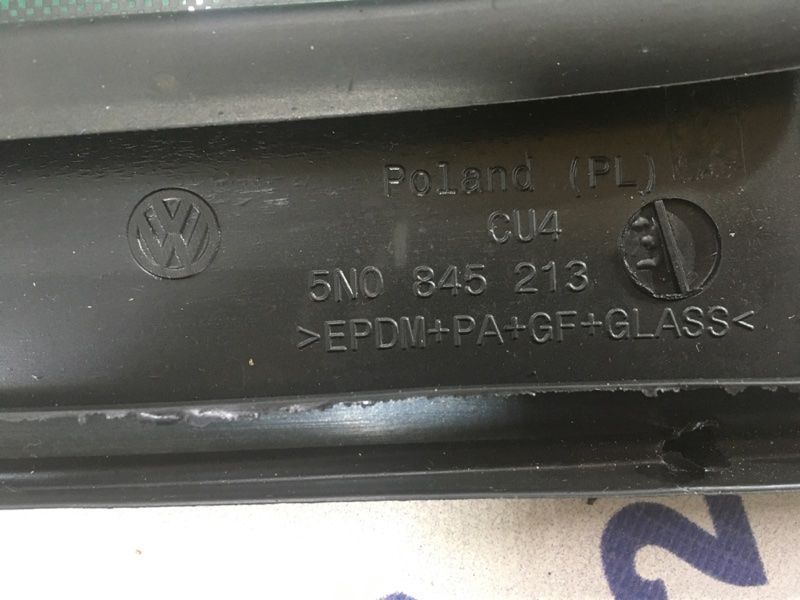 Бічне скло дверей 5N0845213 Volkswagen Tiguan
