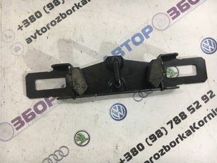 Скоба крышки багажника 31276686 Volvo XC60