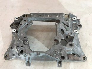 Траверса АКПП 4M0399263E Audi Q7 Audi Q7, Audi Q8