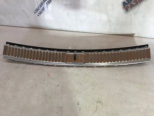 Накладка замка багажника 7P0863459E Volkswagen Touareg