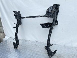 Подрамник передний 4H0399315AF Audi A8