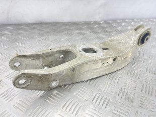 Важіль підвіски нижній 4m0505311j Audi Q7