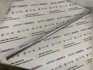 Молдинг дверей хром 7P0837477E Volkswagen Touareg