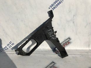 Направляющая заднего бампера 4L0807453A Audi Q7