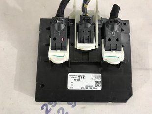 Блок комфорта 5Q0937087AR Volkswagen Jetta
