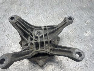 Кронштейн 8W0399118C Audi A4