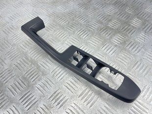 Накладка LJ6BS240A41C Ford Escape