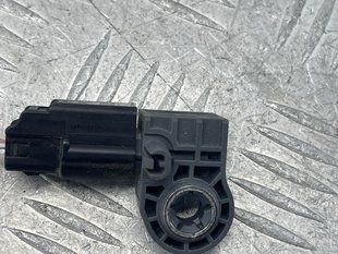 Датчик удара передний 31451528 Volvo XC90 Volvo S90, Volvo V90, Volvo V90 Cross Country, Volvo XC60, Volvo XC90