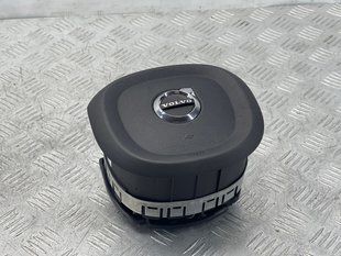 Подушка безопасности руля 39825805 Volvo XC90 Volvo XC90