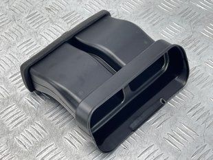 Повітропровід Audi Q7