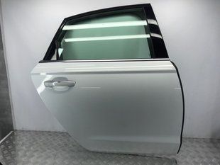 Двері 4G5833052 Audi A6