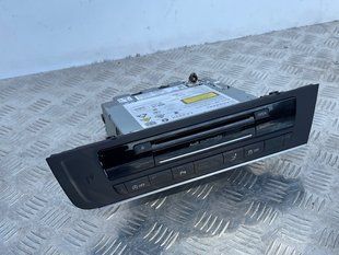 Центральный блок управления мультимедиа MIB 4G1035025 Audi A7