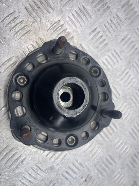 Опора амортизатора 7P0412295C Volkswagen Touareg