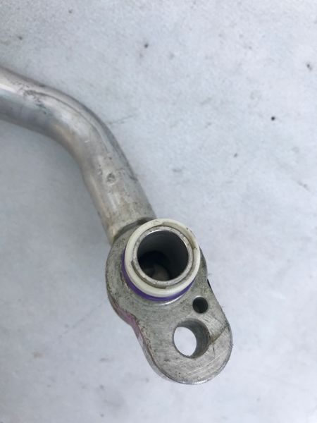 Шланг кондиціонера 4L0820730 Audi Q7