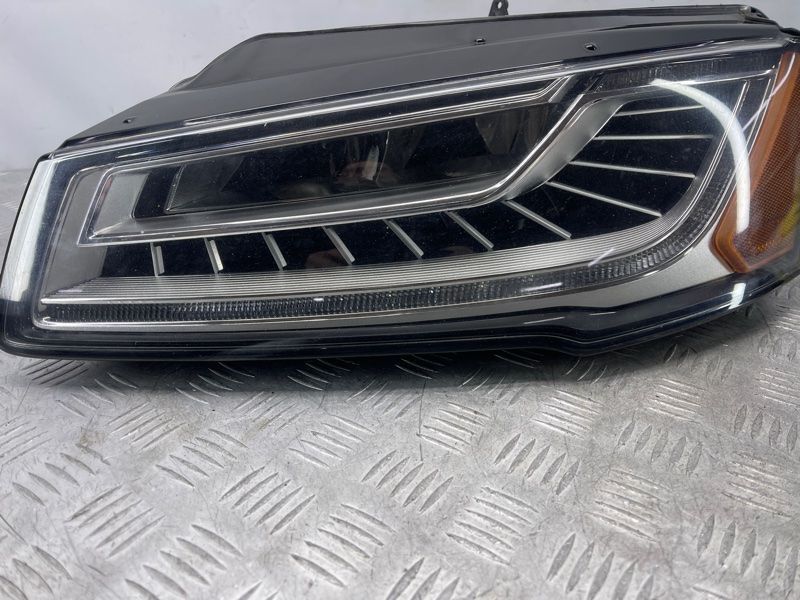 Фара светодиодная левая 4H0941033 Audi A8 Audi A8, Audi S8