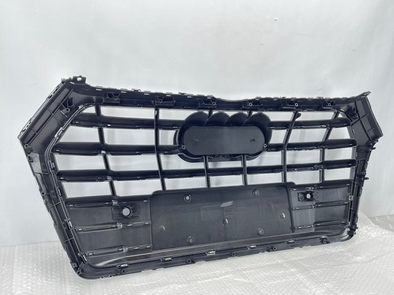 Решетка радиатора 80A853651 Audi Q5