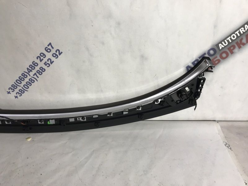 Накладка на торпедо 4G08570516PS Audi A6