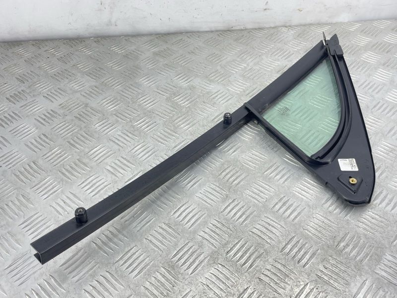 Скло глухе передніх дверей ліве 4M0845113 Audi Q7 Audi Q7, Audi SQ7