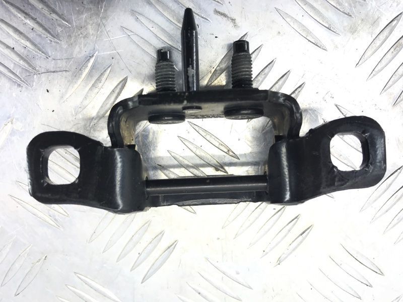 Петля кришки багажника 31335292 Volvo XC60